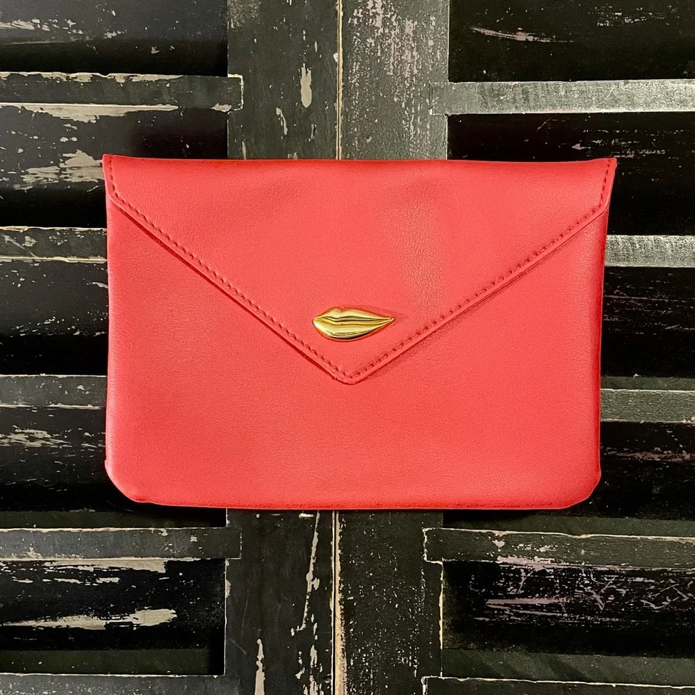 IPSY Sealed with a Kiss Postcard Makeup Clutch NEW